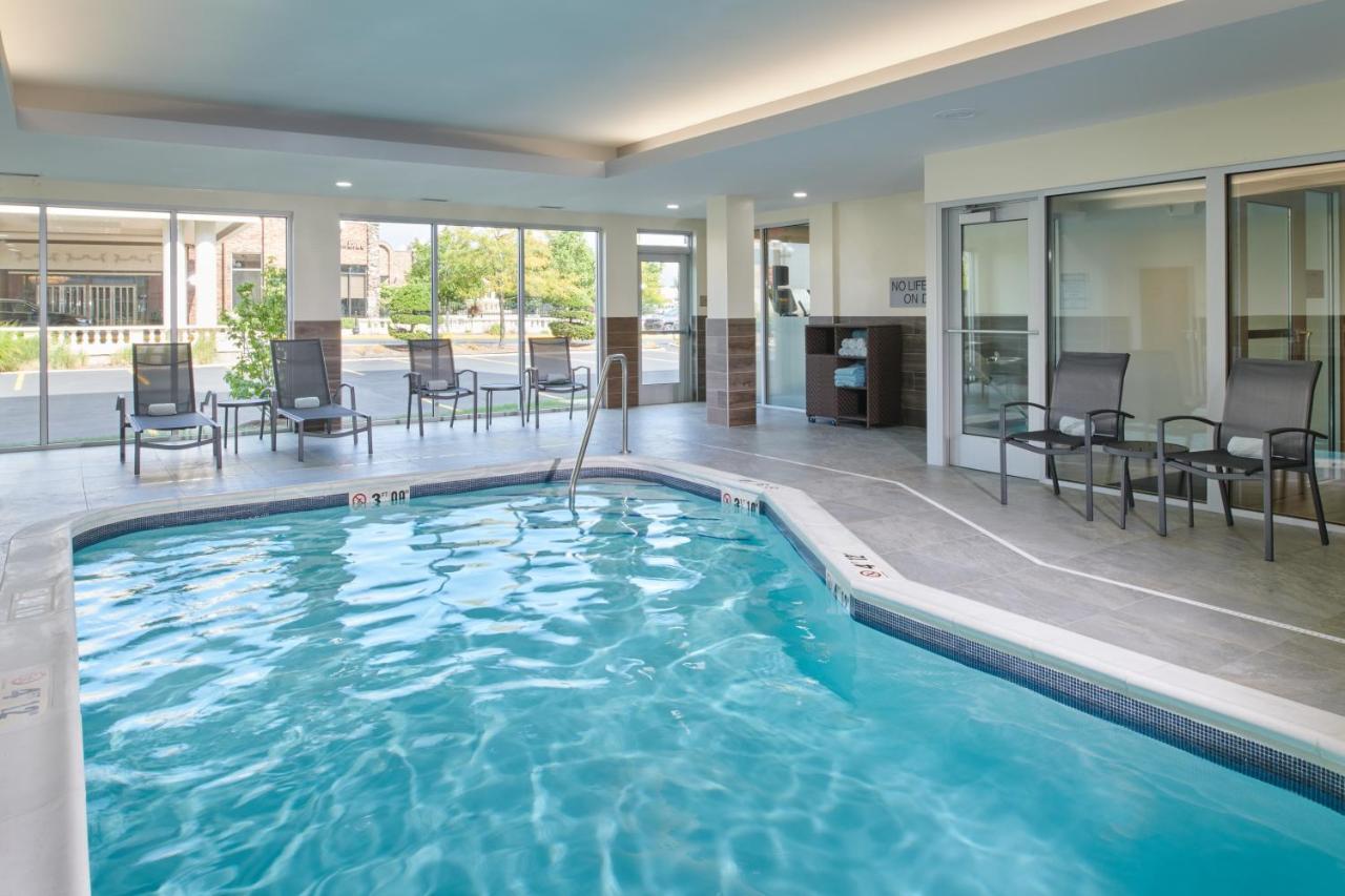 Fairfield Inn & Suites By Marriott Chicago O'Hare Де Плейнс Екстериор снимка